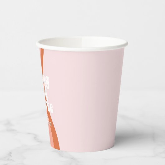 Retro Rainbow Young Wild Three Daisy Pappbecher (Links)