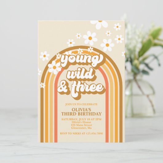 Retro Rainbow Young Wild und Three Birthday Einladung (Stehend Vorderseite)
