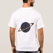 Retro-Raketenraumschiff umkreist dunklen Planeten  T-Shirt (Rückseite)