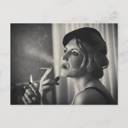Retro-Raucherin Postkarte (Vorderseite)