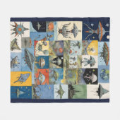 Retro-Raumschiffe und Außerirdische Navy Fleecedecke (Vorderseite (Horizontal))