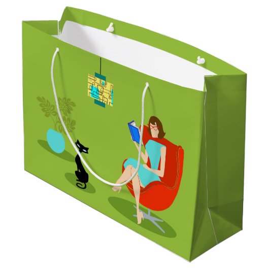 Retro Reading Woman Gift Bag Große Geschenktüte (Rückseite Schrägansicht)
