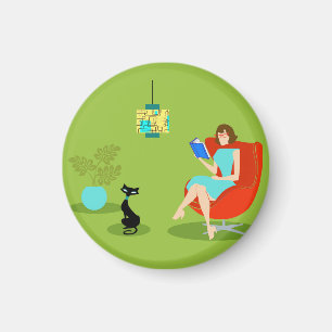 Retro Reading Woman Round Magnet