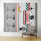 Retro Red|Blue Checkerboard Diner Counter Hintergr Wandteppich (Beispiel (Horizontal))