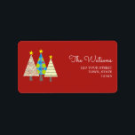 Retro Red Christmas Rücksendeadresse Adressaufkleber<br><div class="desc">Niedlich,  Cartoon,  modernes Retro-Retro-Retro-Weihnachtsschild mit niedlichen bunten Kiefernbäumen und angesagter handgeschriebener Schrift.</div>
