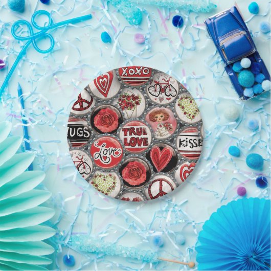 Retro Red Floral Hearts Pappteller (Party)