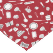 Retro Red Kitchen Tischdecke (Schrägansicht)