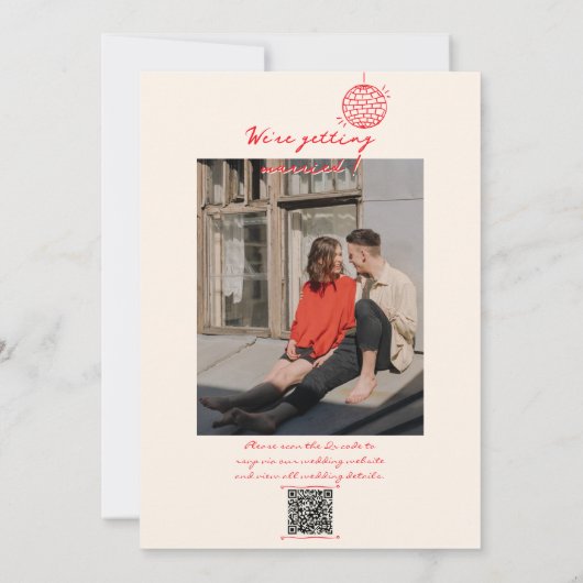 Retro Red QR Code Handgezeichnetes geschriebenes F Einladung (Rückseite)