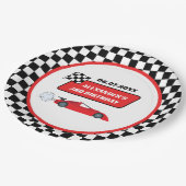 Retro Red Race Rennfahrer Junge 3. Geburtstag Pappteller (Schrägansicht)