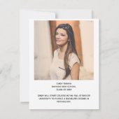 Retro Red Script Unique Graduate Foto Abschluss Ankündigung (Rückseite)