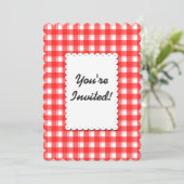Retro Red White Gingham Kariert Editable Einladung (Stehend Vorderseite)