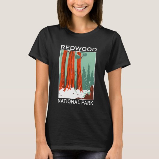 Retro Redwood National Park Outdoor Camping Souven T-Shirt (Vorderseite)