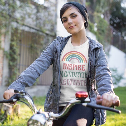 Retro-Regenbogen Inspiriert, motiviert, Levitate-Z T-Shirt