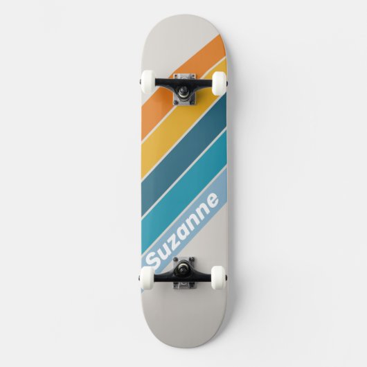 Retro-Regenbogen mit Name Skateboard (Vorderseite)
