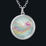 Retro-Regenbogen und Musiknoten auf einer Shabby-T Versilberte Kette<br><div class="desc">Dieses aufregende musikalische Themenbild ist ein trendiges Retro-Design eines pastellfarbenen Regenbogens mit dunkelfarbigen Musiknoten auf Stücken von Notenmusik,  die nach außen explodieren. Schmetterlinge und Spritzer scheinen aus der Mitte auszubrechen. Der Hintergrund ist verblasst,  dunkelgrün,  Vintag,  schattige Grunge-Textur mit verblasster Handschrift. Es wäre ein phantastischer Kauf für Musikfans aller Art.</div>
