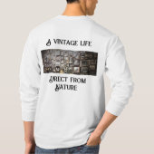 "Retro Revival: Vintage Vibes T - Shirt" T-Shirt (Rückseite)