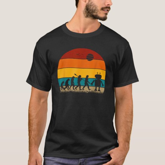 Retro-Roboter-Evolution  T-Shirt (Vorderseite)