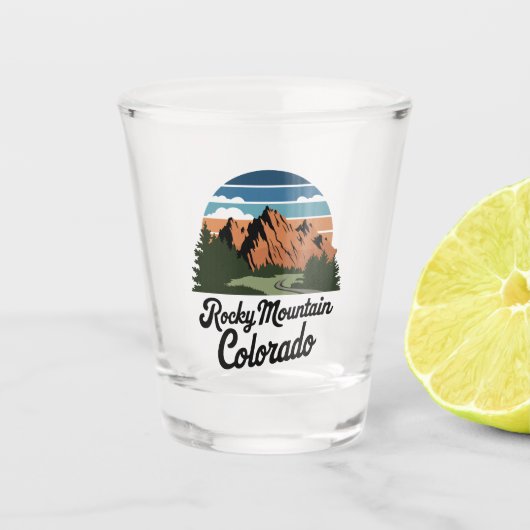 Retro Rocky Mountain Nationalpark Schnapsglas (Vorderseite)
