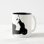 Retro Roller-Silhouette-Tasse Zweifarbige Tasse (VorderseiteRechts)