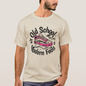 Retro-Roller-Skate in Rosa T-Shirt (Vorderseite)
