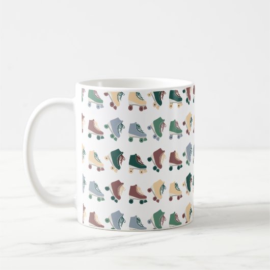 Retro Rollerskates Green Dusty Pink Pattern Kaffeetasse (Links)