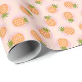 Retro-rosa Ananas-Ananas-Muster, Monogramm Geschenkpapier (Rolleneckpunkt)