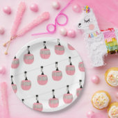 Retro Rosa Skilift Skilift Skifahrer Pappteller (Party)