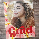 Retro rosa Sonnenaufgang Abschluss Jahr Foto Absch Puzzle<br><div class="desc">Abschluss Jig sah Puzzle mit Ihrem Foto und den Text "grad" und Ihr Jahr auf einem rosa und gelben Sonnenbursthintergrund mit roten,  Retro-Sternen.</div>