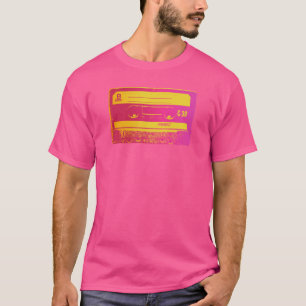 Retro-Rosa und gelbes Kassettenband T-Shirt
