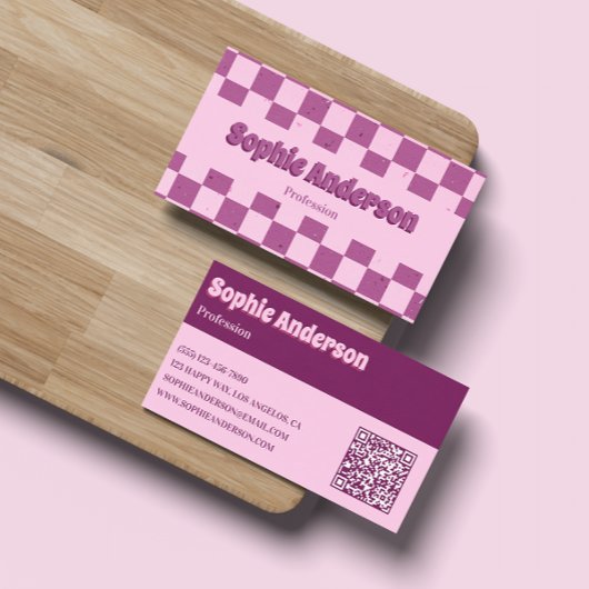 Retro Rosa & Violett Schachbrett mit QR-Code Visitenkarte