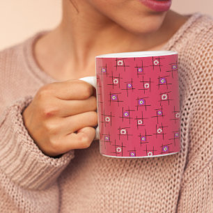 Retro-Rot-Muster im Stil der Mitte des Jahrhundert Zweifarbige Tasse