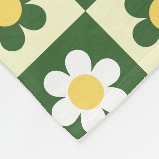 Retro Salbeigrün und Creme Gänseblümchen Schachbre Fleecedecke (Ecke)