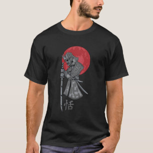 Retro Samurai Krieger und roter Vollmond T-Shirt