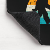 Retro Sasquatch Lover Doxie Wiener Dog Walker Bigf Mousepad (Ecke)