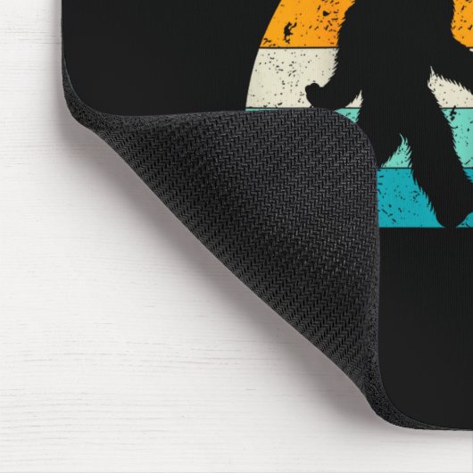Retro Sasquatch Lover Doxie Wiener Dog Walker Bigf Mousepad (Ecke)