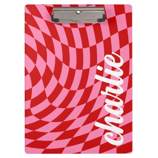 Retro-Schachbrett mit wirbelndem Button rot Klemmbrett (Vorderseite)