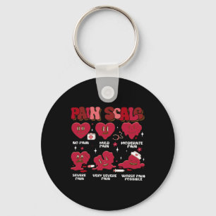Retro-Schmerzbewertung Herz-Trauma-Krankenschweste Schlüsselanhänger