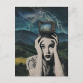 Retro Schockierende Fernsehfraul surreal Postkarte (Vorderseite)