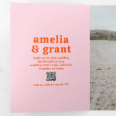Retro Schriftart Orange und Pink QR Code Foto Hoch Dreifach Gefaltete Einladung (Innen Erste Seite)