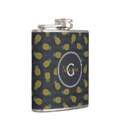 Retro Schwarz Gold Ananasmuster Monogramm Flachmann (Rechts)