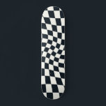 Retro Schwarz-Weiß-Pastelltafel Skateboard<br><div class="desc">Perfektes Kissen mit schachbrettgedeckten Kissen in Pastellfarben,  voll mit tollen Vibes. Moderne Schachbretter in Schwarz-weißer Farbe. Dieses schöne Retro psychedelische Design bringt Sie ins Wunderland. Verwarfte Karos in Pastellfarben. wirbelnd und wirbelnd,  Drehung-Karo,  karierte Muster</div>