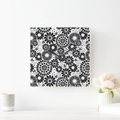 Retro-Schwarz-weiße Blume Wall Clock Quadratische Wanduhr (Zuhause)