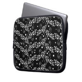 Retro-Schwarz-weißer Blumenschlauch Laptopschutzhülle (Vorderseite Links)