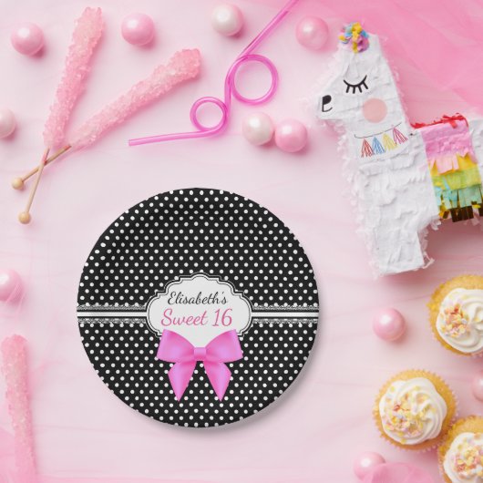 Retro Schwarz-weißer Mädchengeburtstag des Pappteller (Party)