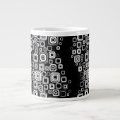 Retro Schwarzweiss-Quadrate Jumbo-Tasse (Vorderseite)