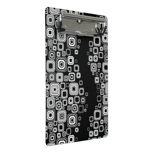 Retro Schwarzweiss-Quadrate Mini Klemmbrett (Schrägansicht)