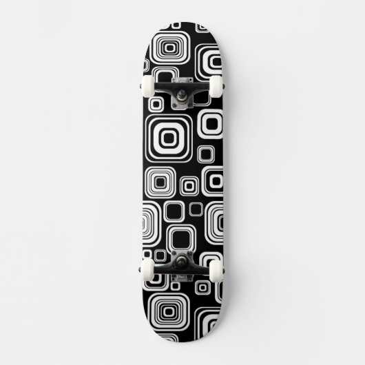 Retro Schwarzweiss-Quadrate Skateboard (Vorderseite)