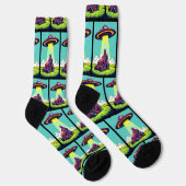 Retro Sci Fi Cartoon Lawnmäwer und Rocket Ship Socken (Rechts)