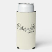 Retro Script Natural und Black Bridesmaid Selters Dosenkühler (Seltzer Vorderseite)