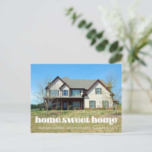 Retro-Script-Zuhause-Meldung für Zuhause-Bewegung Postkarte (Stehend Vorderseite)